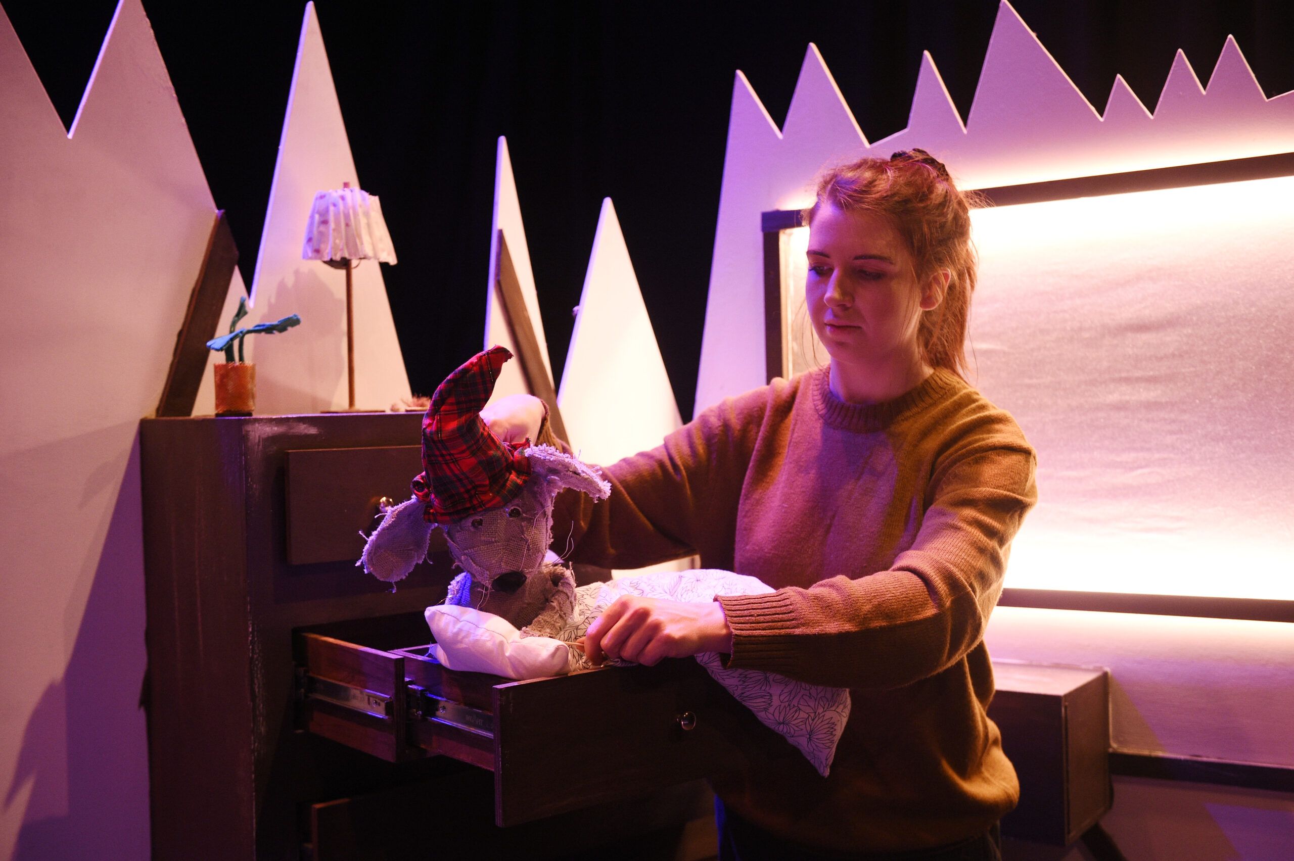 Pic Greg Macvean 19/11/2021 - Cumbernauld TheatreHibernate production shots