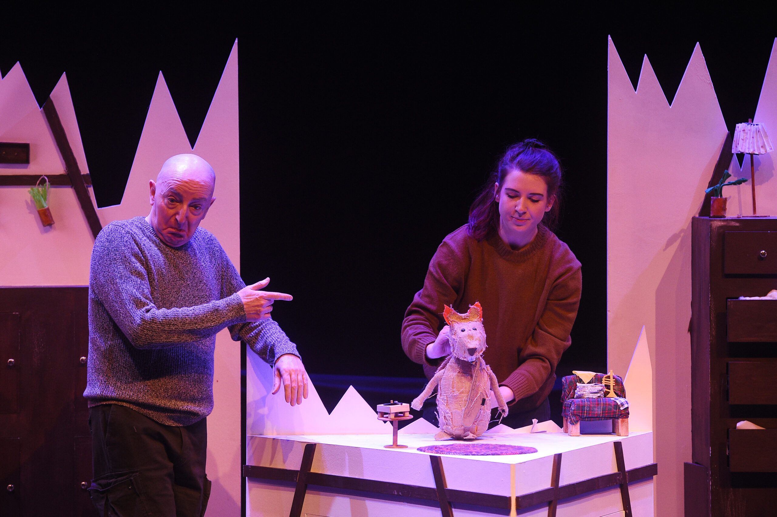 Pic Greg Macvean 19/11/2021 - Cumbernauld Theatre
Hibernate production shots
