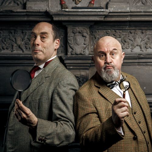 _A3A7650 – HOLMES AND WATSON MAGIC SHOW – Holmes and Watson whose is biggest – Photographer Edward Felton