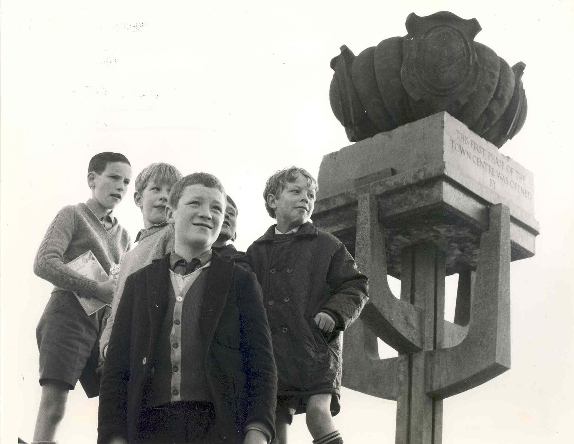 UT-182-2(sculpture)